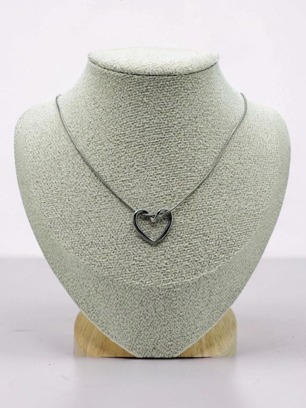 The Classic Heart Pendant in Silver - Stainless Steel